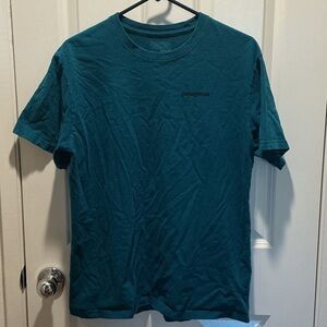 Patagonia Teal Green Crew Neck Short Sleeve Tee EUC